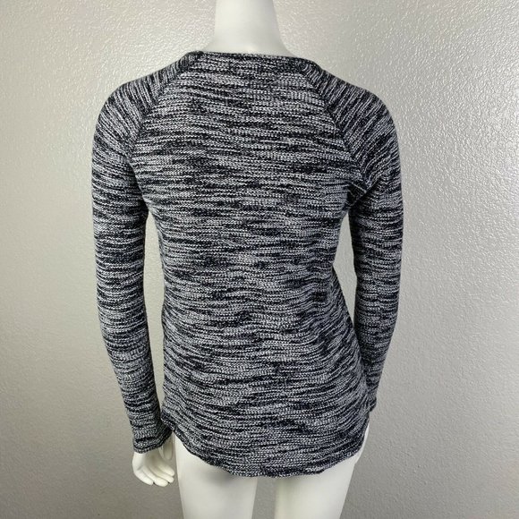 Old Navy Women's Top Textured Long Sleeve Thick Wa - Picture 3 of 4
